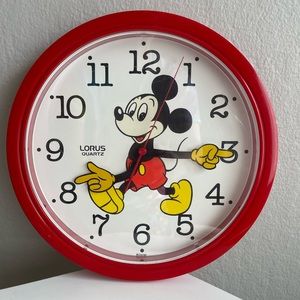 Vintage Walt Disney Mickey Mouse Wall Clock Lorus Quartz Japan *WORKS*